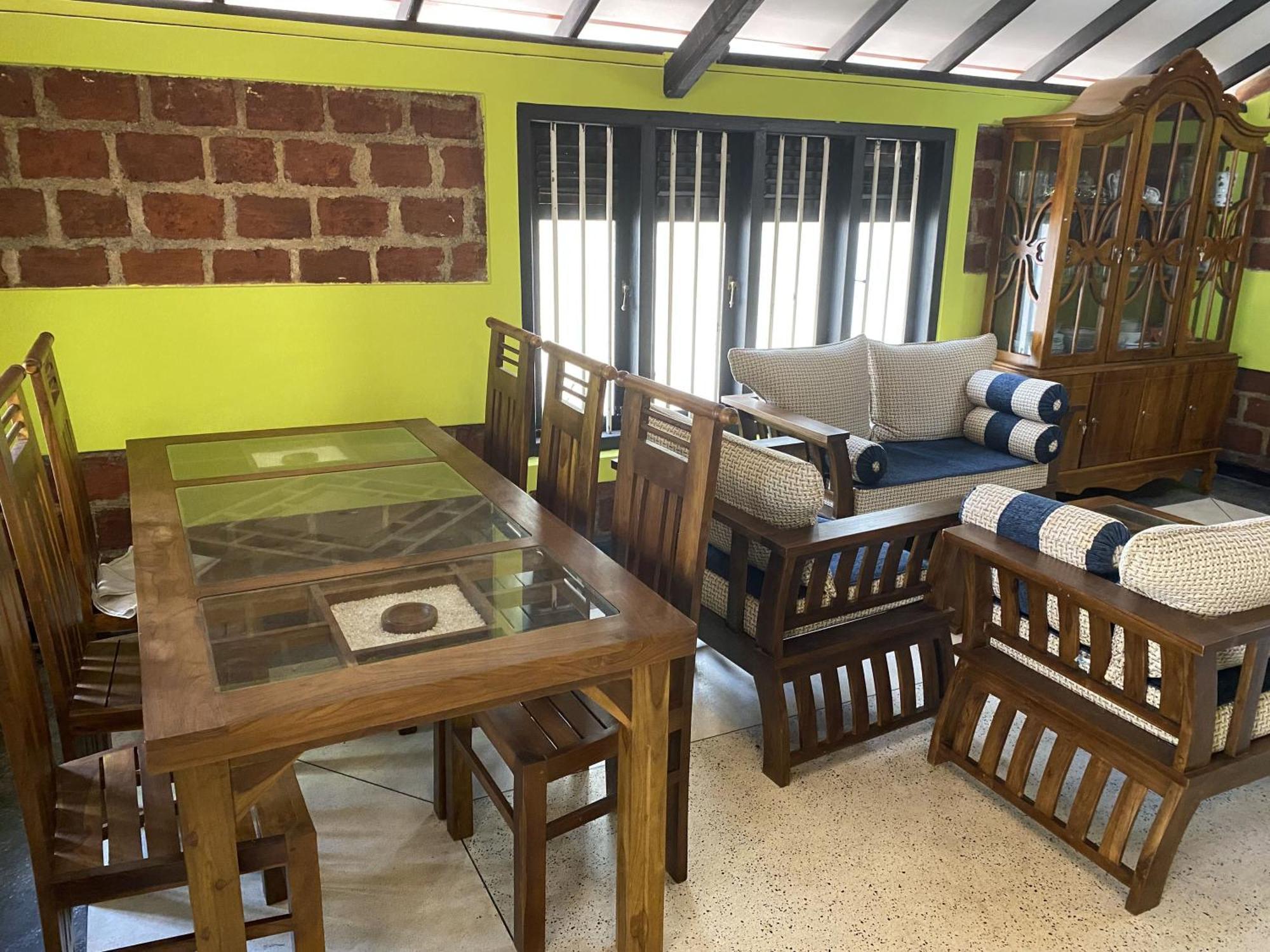 Red Octopus Villa