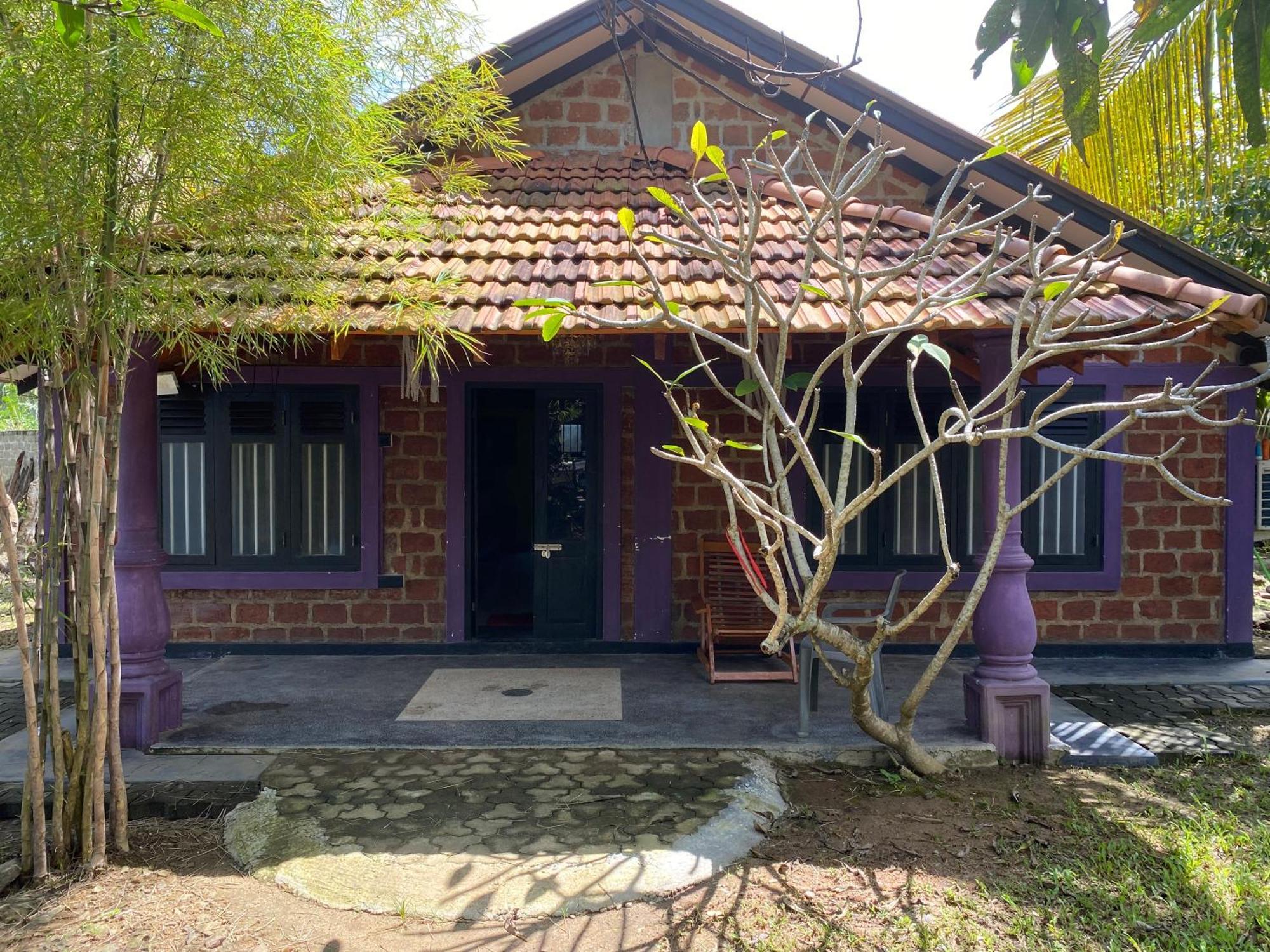 Villa Red Octopus *